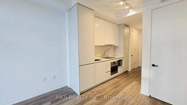 28 Interchange Way #4315, Vaughan 2