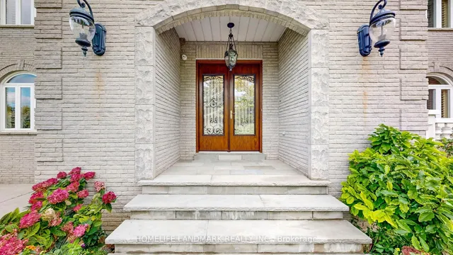 90 Offord Cres, Aurora 4