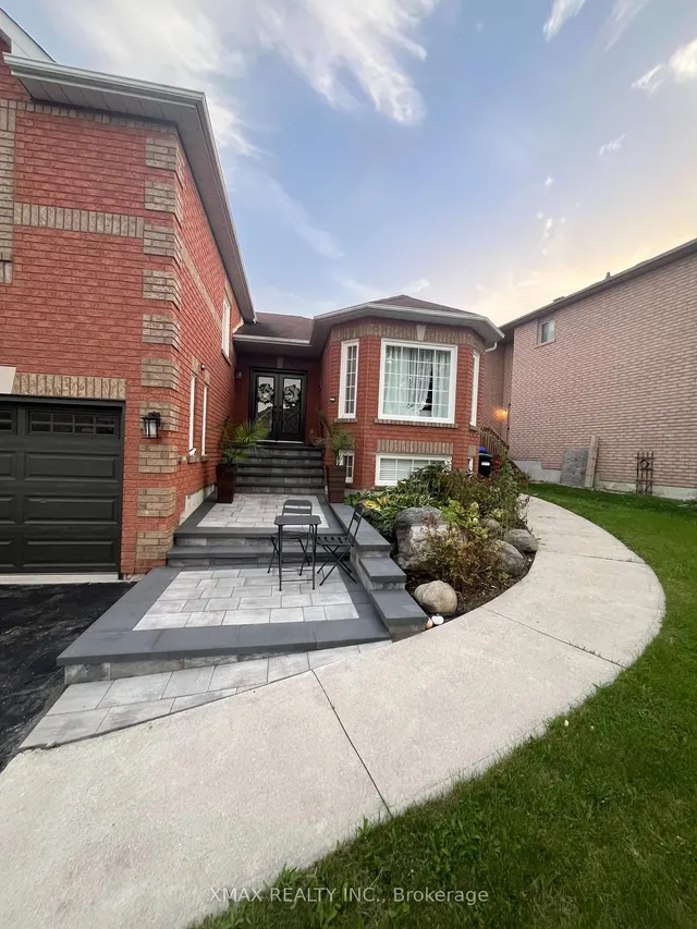 4 Depeuter Cres, Bradford West Gwillimbury 2