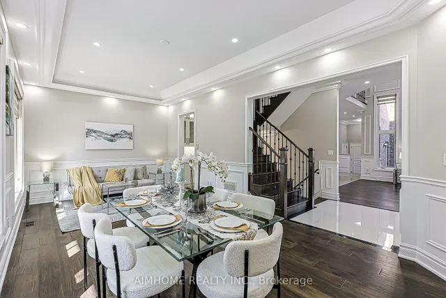 8 PORTIA St, Markham 4