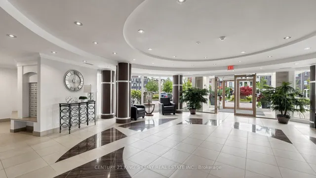 35 Baker Hill Blvd #221, Whitchurch-Stouffville 5