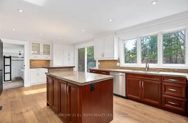 3274 Liah Lane, Innisfil 4