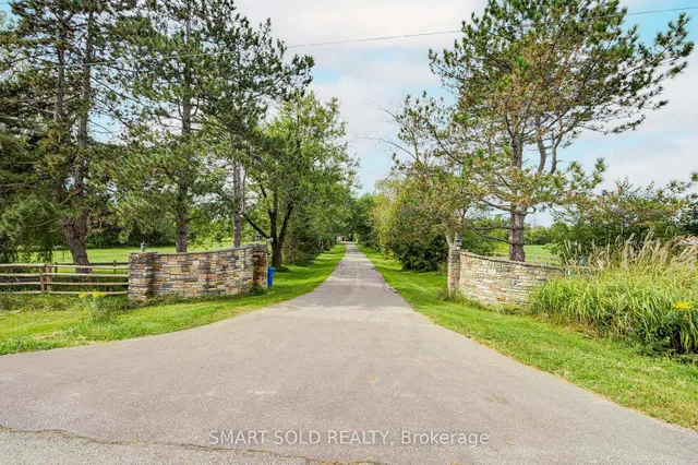 18 Kennedy Lane, Whitchurch-Stouffville 2
