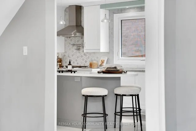 68 Autumn Way, Aurora 5