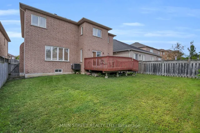 9 Emily Crt, Richmond Hill 2