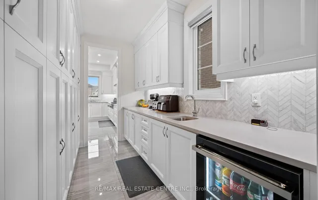 160 Wainfleet Cres, Vaughan 5