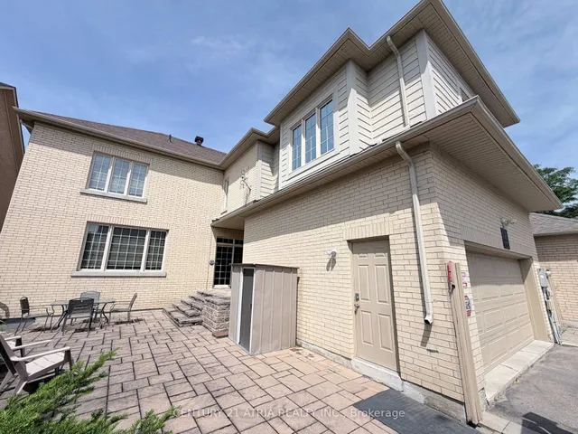 6 Crescent Park Lane, Markham 3