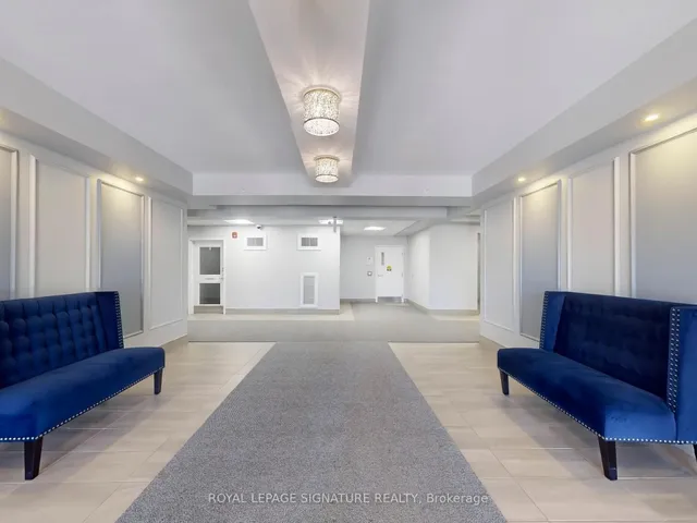 481 Rupert Ave #114, Whitchurch-Stouffville 2