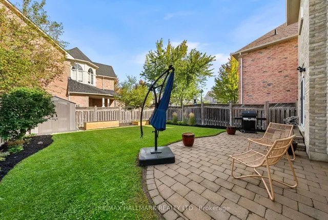 26 Larcastle Ave, Markham 5