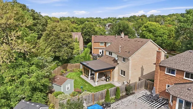58 McLeod Dr, Aurora 5