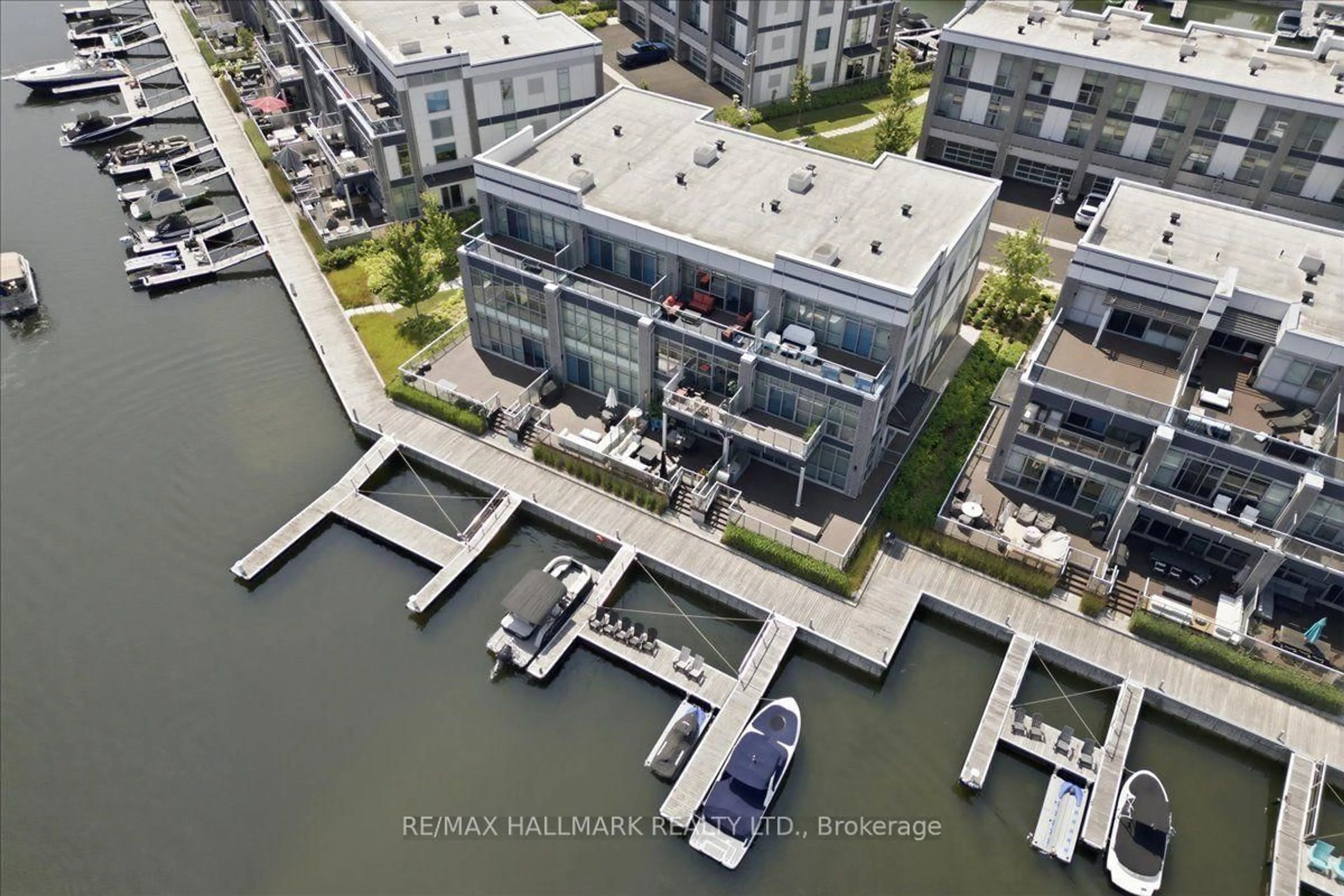 trreb/IMG-N13800232_b8763f68-acae-408c-aed9-6c8ab688345e-l.jpg