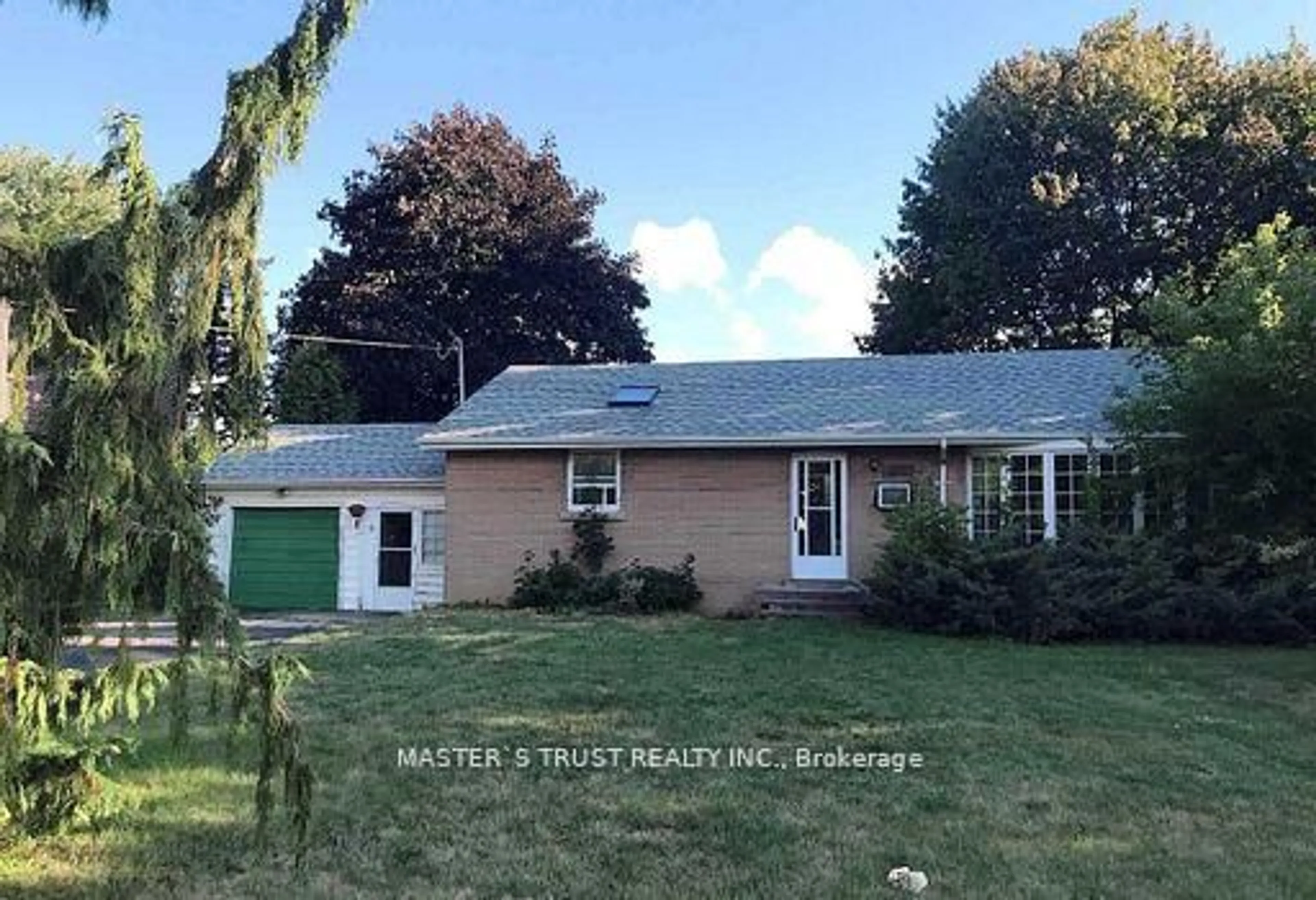 trreb/IMG-N13800414_a5cad21b-92a7-49eb-98a6-c9714ba02442-l.jpg