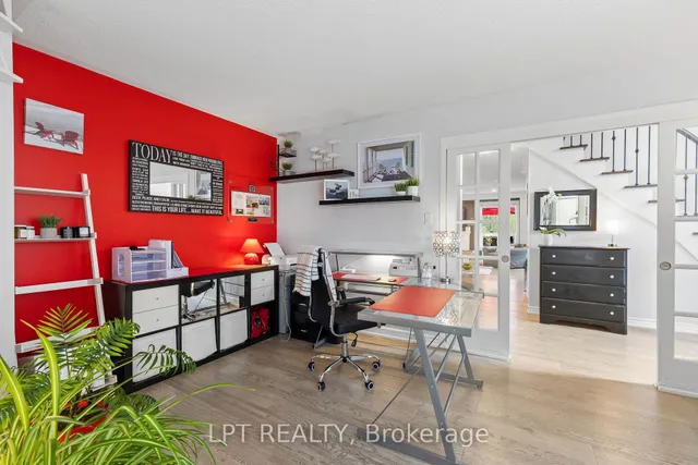 370 Silken Laumann Dr, Newmarket 5