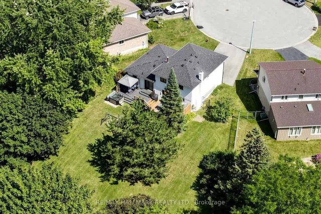 20 Oak Crt, Aurora 2