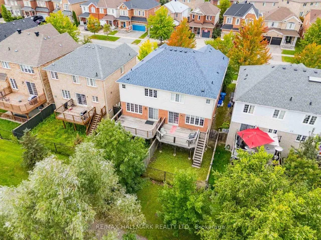 399 Reeves Way Blvd, Whitchurch-Stouffville 3