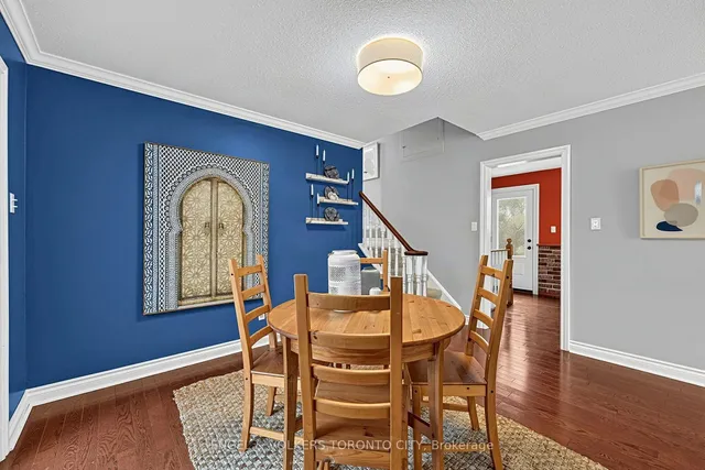 25 Cemetery Lane, Whitchurch-Stouffville 3