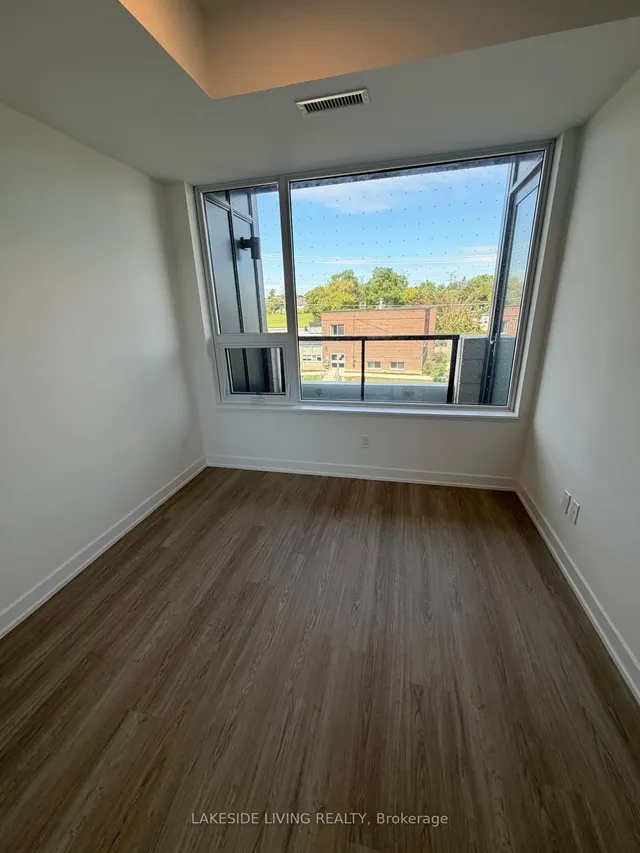 8188 Yonge St #309, Vaughan 5
