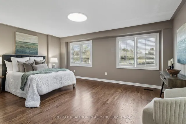 37 Bullock Dr, Markham 5