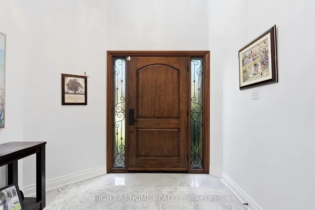 71 VENETO Dr, Vaughan 3