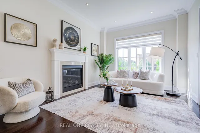 421 Flamingo Rd, Vaughan 5