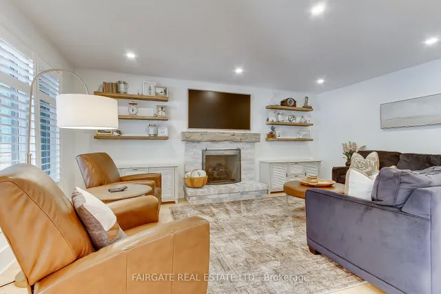 133 Charles St, Whitchurch-Stouffville 4