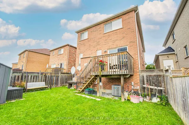 24 William Grant Rd, Markham 4