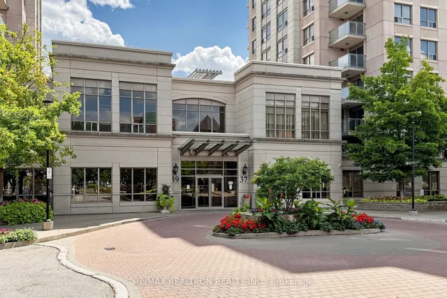 39 Galleria Pkwy #UPH3, Markham 3
