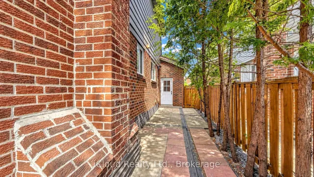 39 Coventry Crt, Richmond Hill 4