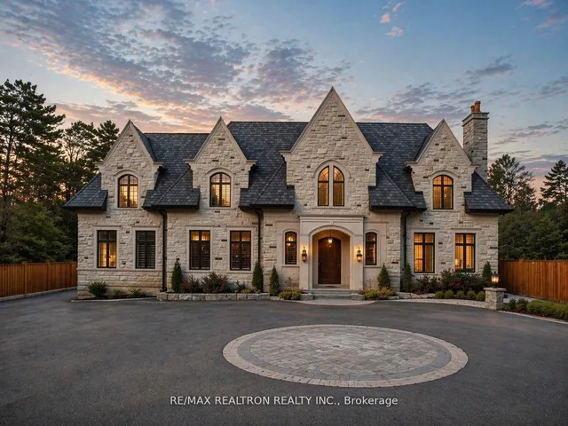 138 Centre St, Vaughan 4