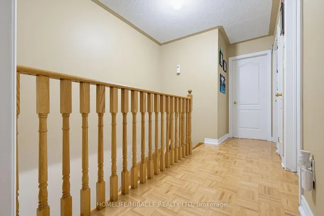 169 Tom Taylor Cres #54, Newmarket 3