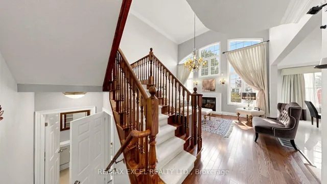 651 Via Romano Blvd, Vaughan 5