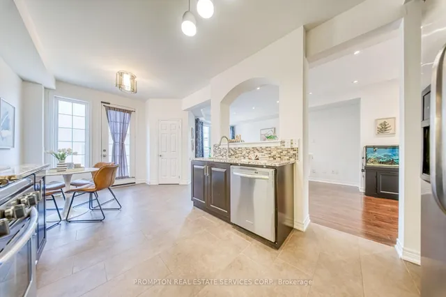 2762 Donald Cousens Pkwy, Markham 2