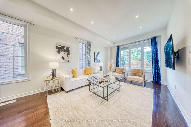 2762 Donald Cousens Pkwy, Markham 3