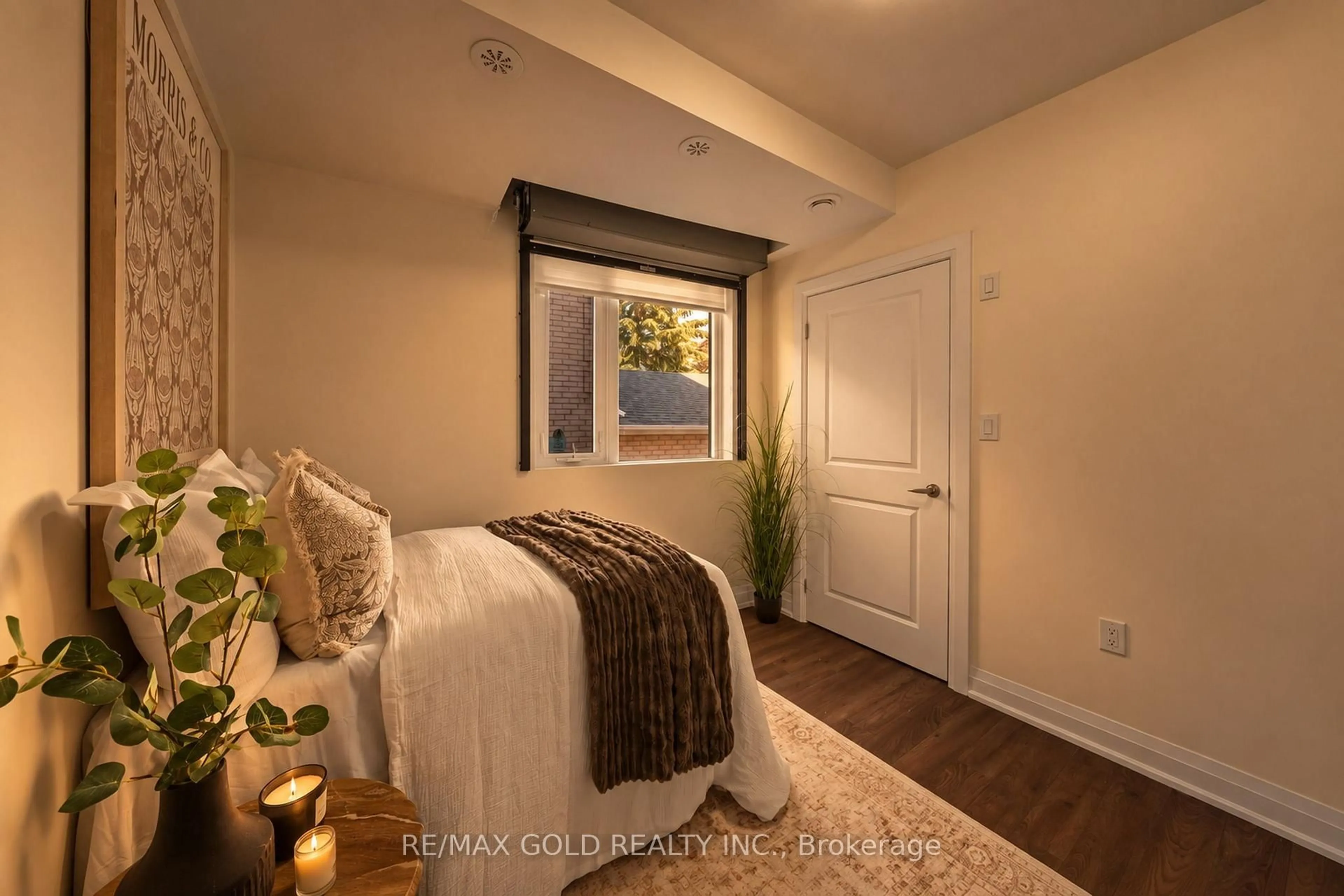 trreb/IMG-N13807090_02a4d44f-5bed-4ac6-a4de-256149cc7a45-l.jpg