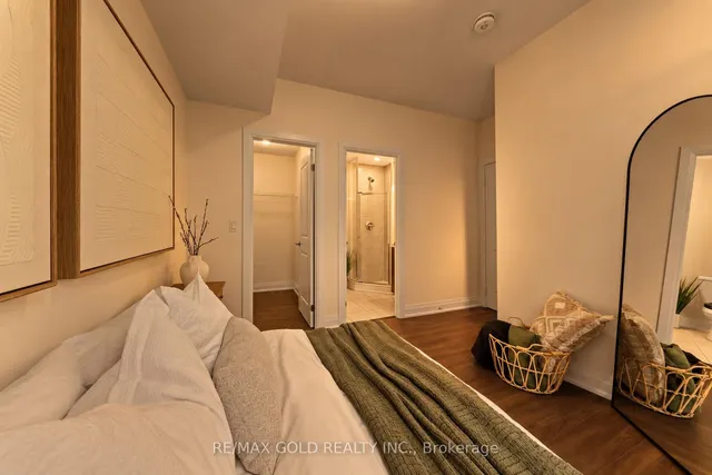 18 Coles Ave #602, Vaughan 5