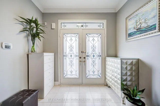 11 Farmington Rd, Whitchurch-Stouffville 5