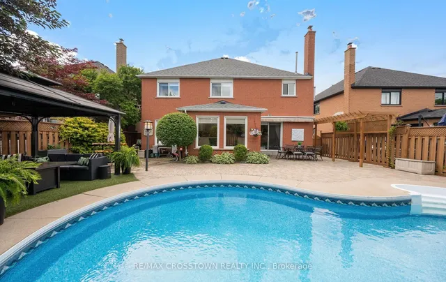 194 Caproni Dr, Vaughan 5