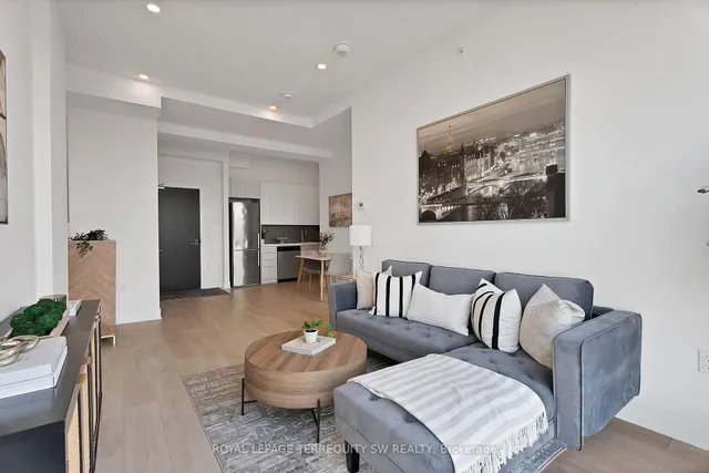 2916 Highway 7 #515, Vaughan 5
