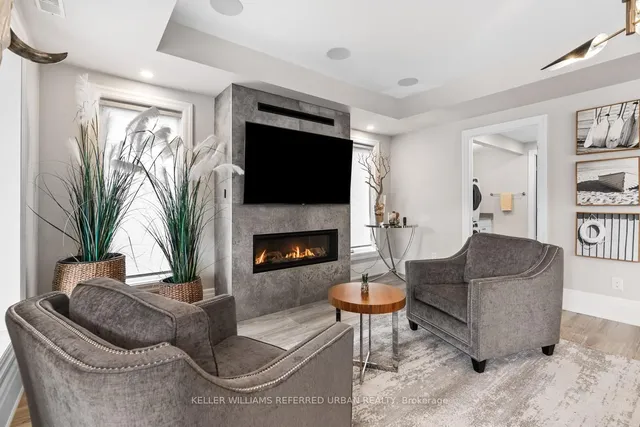 61 Ria Crt, King 3