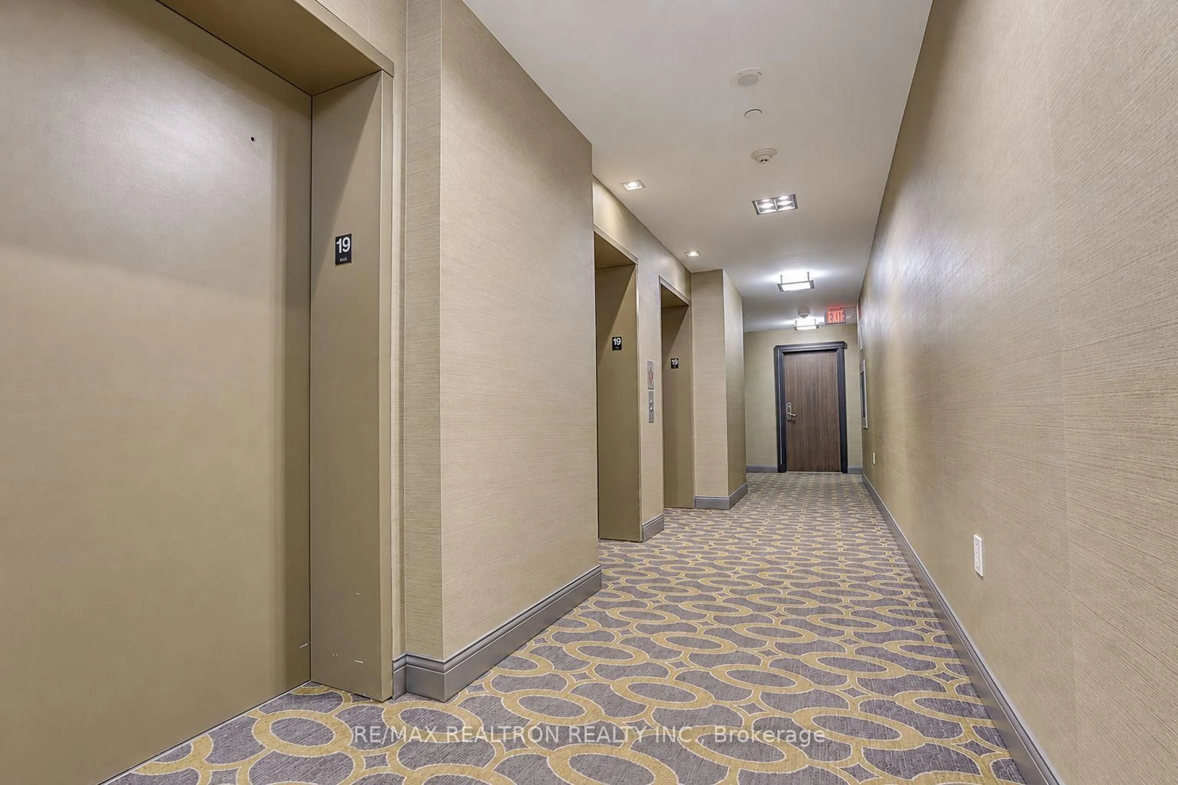 trreb/IMG-N13808876_a1034f3e-e547-4ef5-a2bb-cc07927e12a8-l.jpg