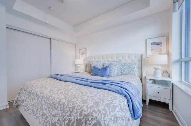 15 Water Walk Dr #2009, Markham 2
