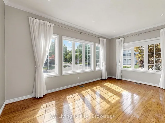2 Littleleaf Cres, Markham 5