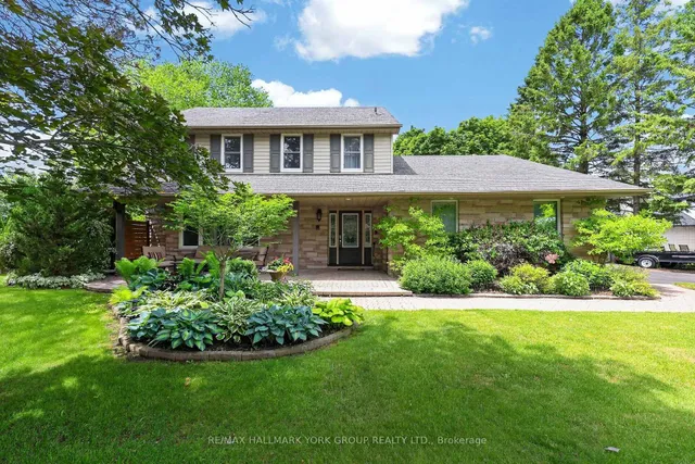 8 Grant Crt, East Gwillimbury 2