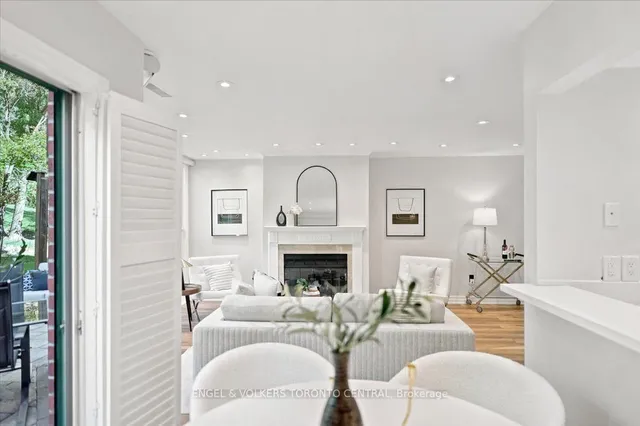 100 Arbors Lane #TH18, Vaughan 2