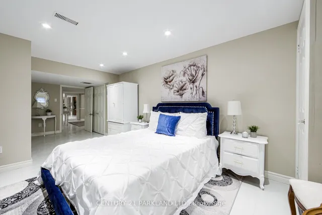 1 Radley St, Vaughan 2