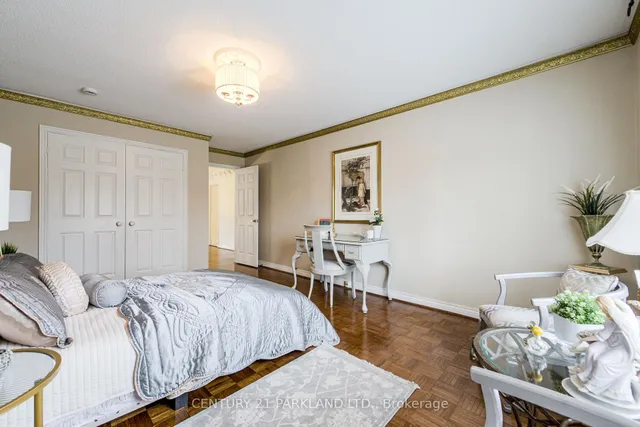 1 Radley St, Vaughan 5
