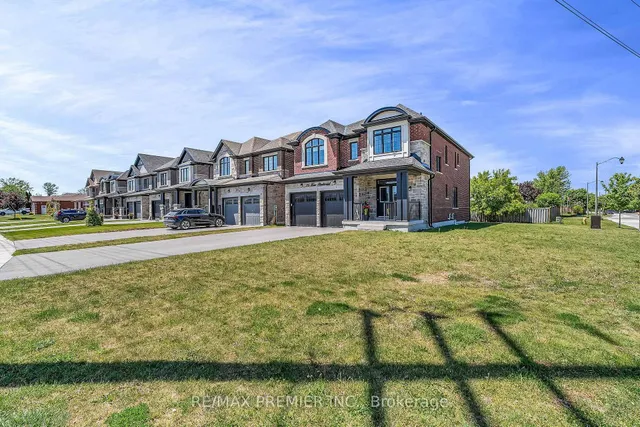25 Low Blvd, Uxbridge 5