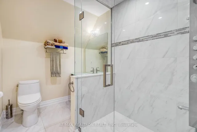 486 Falconwood Hllw, Aurora 4