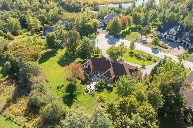 10 Earl Cook Dr, Whitchurch-Stouffville 4