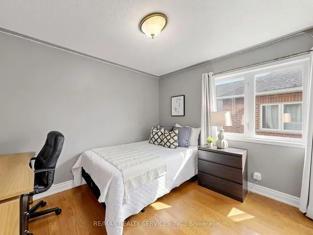 127 Russell Jarvis Dr, Markham 3